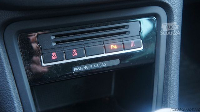 Mikroautobuss VOLKSWAGEN Sharan Comfortline BI-Xenon 7 Sitzer 135KW/183PS