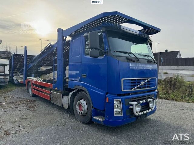 Transporteur de voitures Volvo FH12 4x2 Car freight w/ Lohr trailer