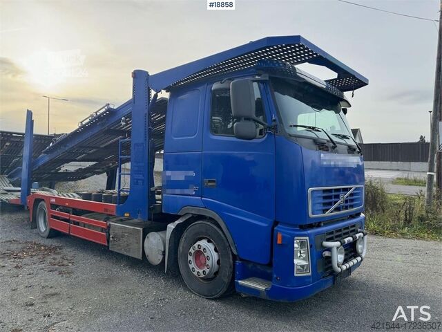 Transporteur de voitures Volvo FH12 4x2 Car freight w/ Lohr trailer