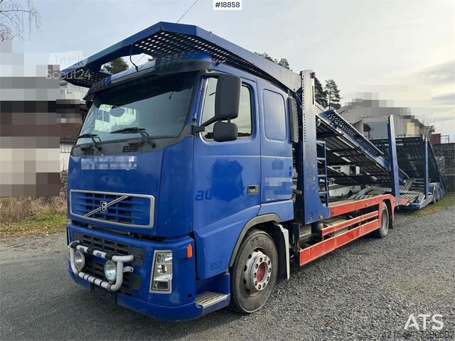 Transporteur de voitures Volvo FH12 4x2 Car freight w/ Lohr trailer