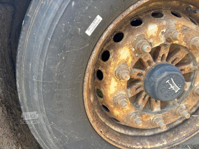 Semitrailer Krone Box Liner SDC 27 eLTU4