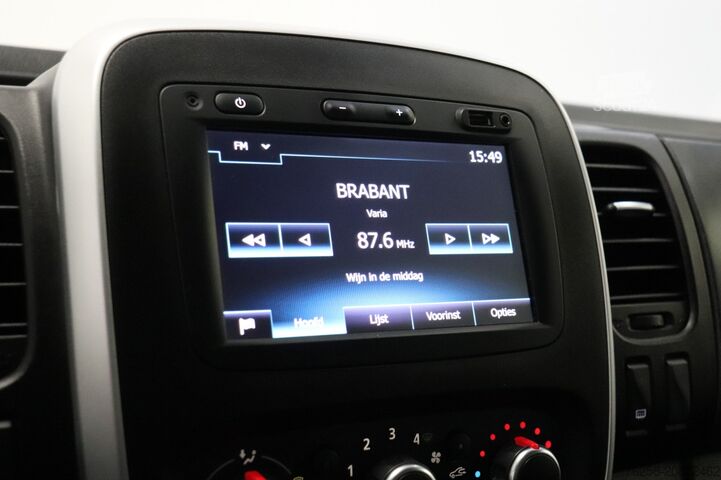 Fourgon tôlé Renault Trafic 2.0 dCi 120PK EURO 6 - Airco - Navi - Cr...