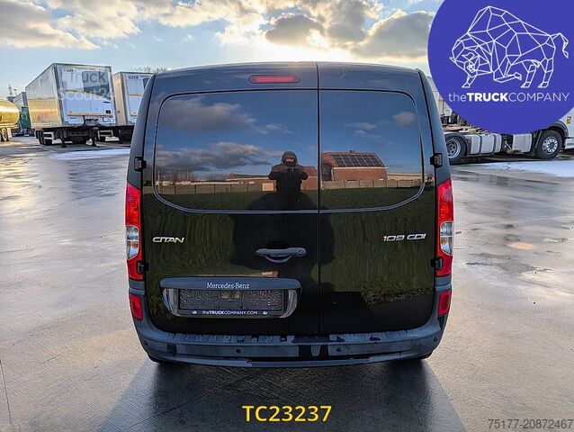 Fourgon tôlé Mercedes-Benz Citan