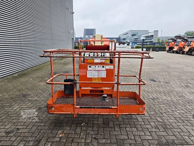 Teleskopická plošina Aichi SR 21 AJ