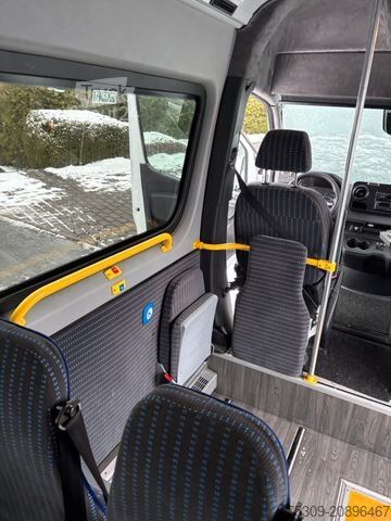 Minibus MERCEDES-BENZ 414/415 Niederflur 13 Sitze AC Automatik