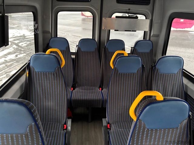 Minibus MERCEDES-BENZ 414/415 Niederflur 13 Sitze AC Automatik