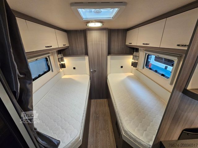 Teilintegriertes Wohnmobil HOBBY OPTIMA ONTOUR T70 SOLAR Markise Fahrradträger