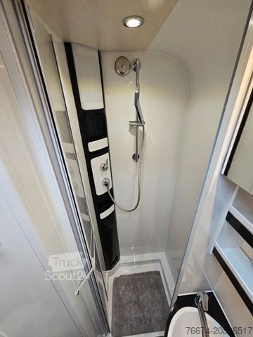 Teilintegriertes Wohnmobil HOBBY OPTIMA ONTOUR T70 SOLAR Markise Fahrradträger