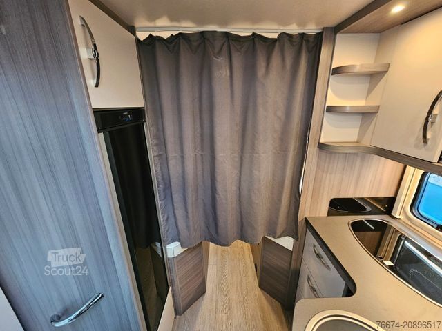 Teilintegriertes Wohnmobil HOBBY OPTIMA ONTOUR T70 SOLAR Markise Fahrradträger