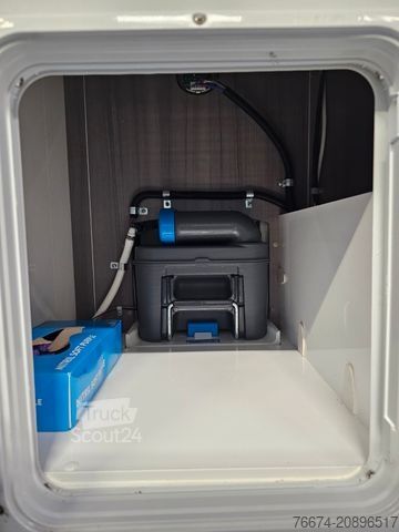 Teilintegriertes Wohnmobil HOBBY OPTIMA ONTOUR T70 SOLAR Markise Fahrradträger