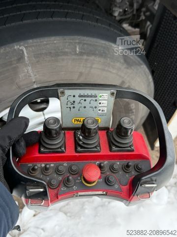 Grue montée sur camion MERCEDES-BENZ Antos2633 6x2*Palfinger PK11002*Funk*Bett*Lift