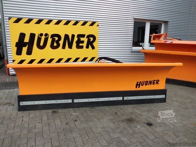 Ponyvával szerelt furgon SCHMIDT France Neige Schneepflug 2,60 m NEU