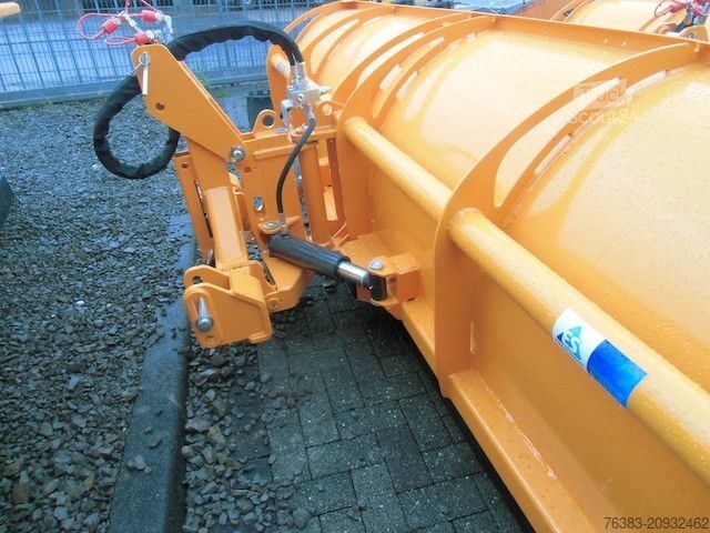 Tracteur SCHMIDT France-Neige Schneepflug 3,20 m Front/Heckhydrau