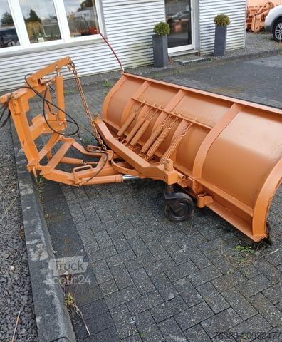 Platós teherautó SCHMIDT Meyer Schneepflug 2,75 m