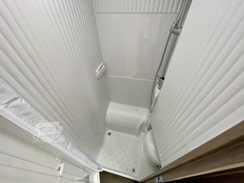 Daļēji integrēta kemperis Carado VAN V337 Pro+ MESSE ANGEBOTE ON TOP