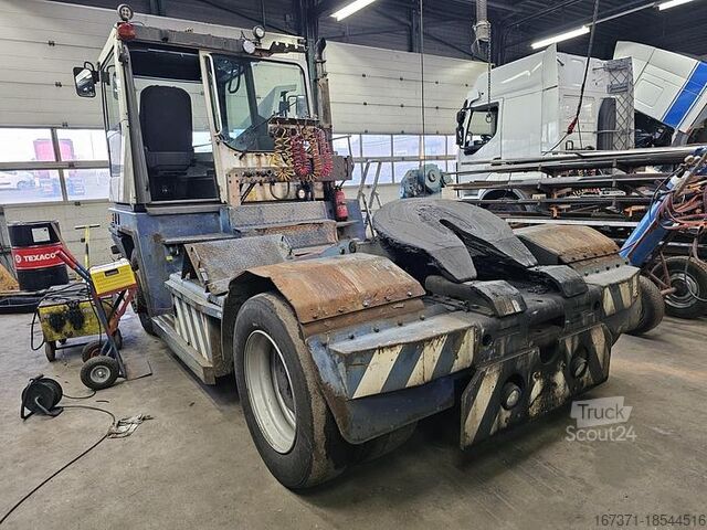 2008 Terberg Deli za terminalske vlačilce tipa rt 222 |Motorji | avtomatski menjalniki|| priključek  Terberg Parts for terminal tractors type rt 222 |Engine...