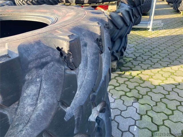 Landmaschine  SONSTIGE 2 X 650/65 R38