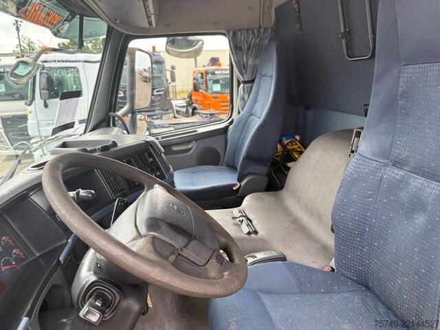 Автомобил с кран Volvo FM 400 + HIAB 800 HIPRO E-7 + 8X2 + EURO 5