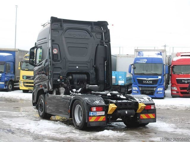 Standard dragbil FORD F-MAX 500, NAVIGATION, EURO 6