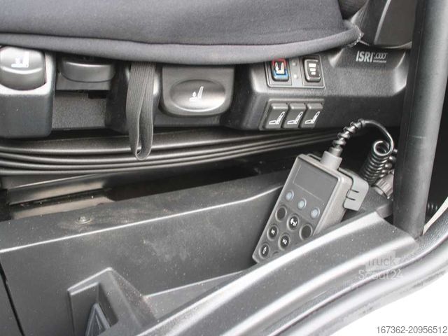 Вантажівка з платформою і тентом IVECO EUROCARGO 180E, EURO 6