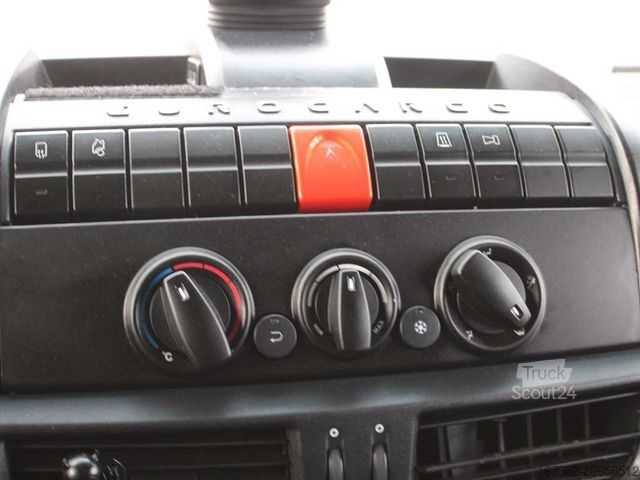 Вантажівка з платформою і тентом IVECO EUROCARGO 180E, EURO 6