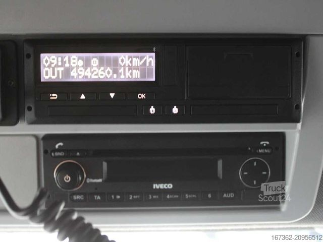 Вантажівка з платформою і тентом IVECO EUROCARGO 180E, EURO 6