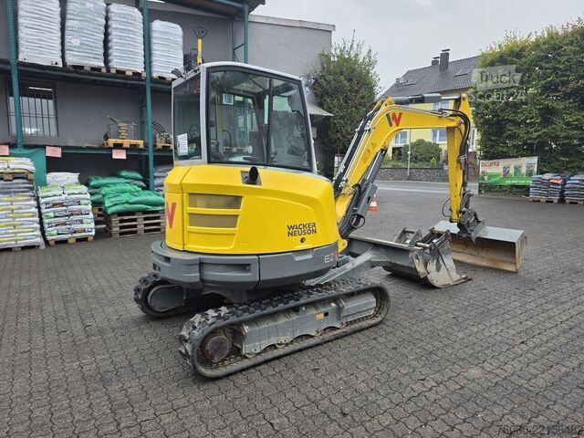 Minikaivinkone Wacker Neuson EZ36  Powertilt 3 Löffel ET35