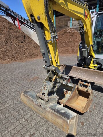 Minikaivinkone Wacker Neuson EZ36  Powertilt 3 Löffel ET35