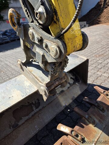 Minikaivinkone Wacker Neuson EZ36  Powertilt 3 Löffel ET35