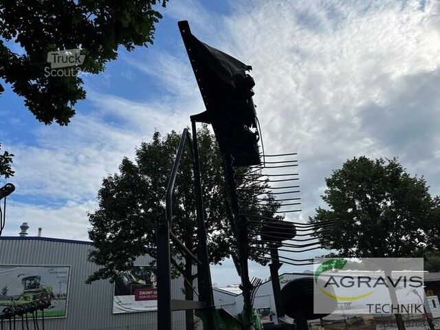 Heuwender Kverneland 6965