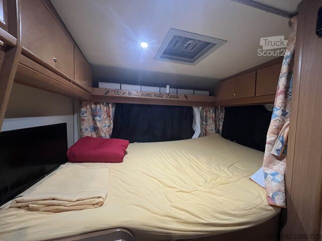 Alkovas kemperis Mobilvetta top driver 70p Mobilvetta top driver 70p su Iveco Daily