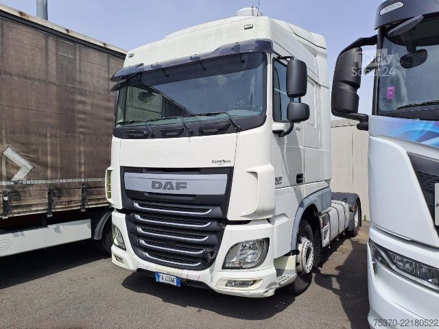 Standaard trekker DAF XF460 - ADR - mot. da rev.