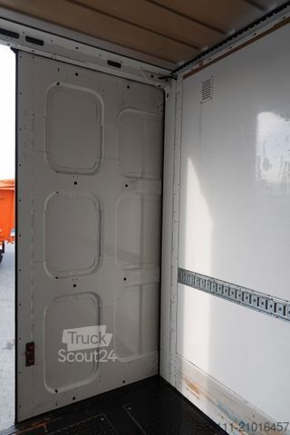 Rashladna poluprikolica KRONE KONTENER / KOFFER / 2021 ROK / OS PODNOSZONA 