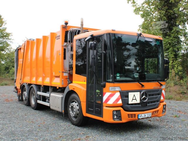 Camion à ordures Mercedes-Benz Econic 2635 L 6x2-4 / Zöller Medium XL22
