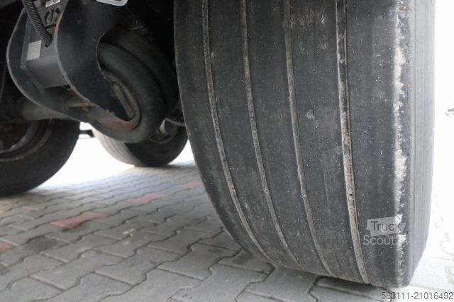 Rashladna poluprikolica KRONE CH?ODNIA / 2017 ROK / CARRIER VECTOR 1550