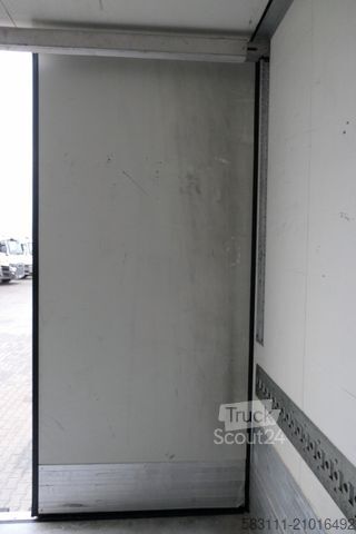 Rashladna poluprikolica KRONE CH?ODNIA / 2017 ROK / CARRIER VECTOR 1550