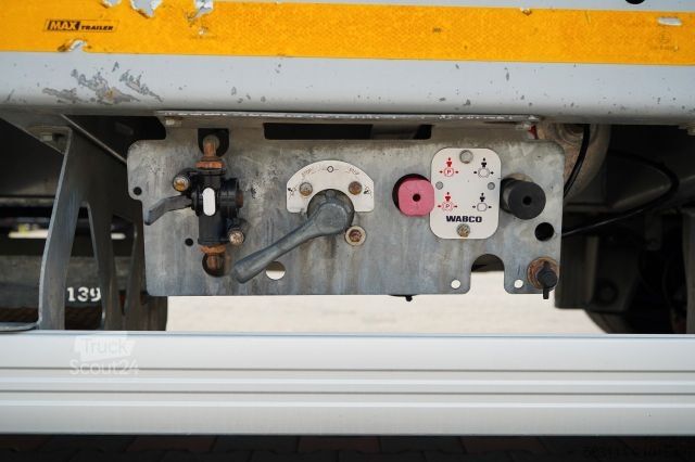 Низкорамный полуприцеп MAX TRAILLER  NACZEPA LAWETA / NISKOPODWOZIOWA / 12,