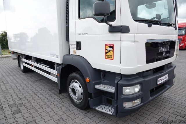 Jumbo vrachtwagen MAN MAN TGM 12.290 / 4x2 / CH?ODNIA 6,5 M / AGREGAT