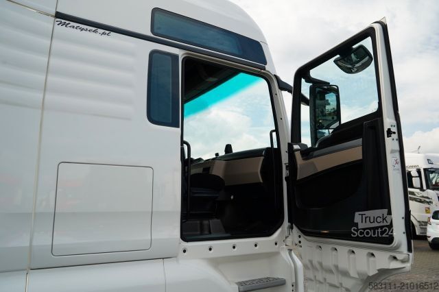 Volumen SZM MAN TGX 18.460 / XXL / RETARDER / NAVI RIO