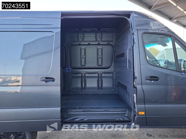 Aktivna pomoč pri ohranjanju voznega pasu. Asistent za mrtvi kot. Pomoč pri nadzoru pozornosti. Wi-F Mercedes Sprinter 319 CDI Automaat 4x4 ACC Navi Camera L...