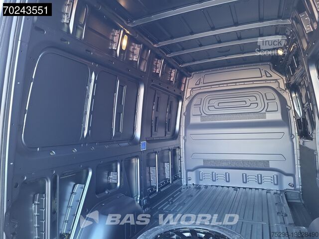 Aktivna pomoč pri ohranjanju voznega pasu. Asistent za mrtvi kot. Pomoč pri nadzoru pozornosti. Wi-F Mercedes Sprinter 319 CDI Automaat 4x4 ACC Navi Camera L...