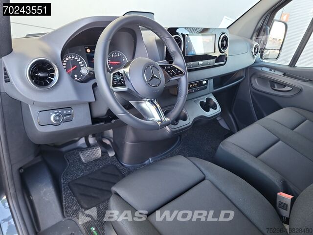 Aktiv filhållningsassistans. Assistans för döda vinkeln. Uppmärksamhetsassistent. Wi-Fi. Mercedes Sprinter 319 CDI Automaat 4x4 ACC Navi Camera L...