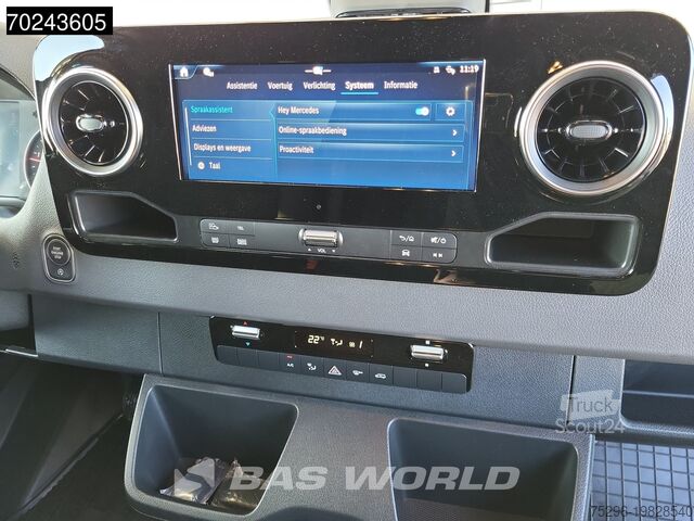 Izogibanje trčenju. Pomoč pri prometnih znakih. Pomoč pri usmerjanju pozornosti. Aktivna pomoč pri o Mercedes Sprinter 319 CDI Automaat L2H2 2025model ACC LE...