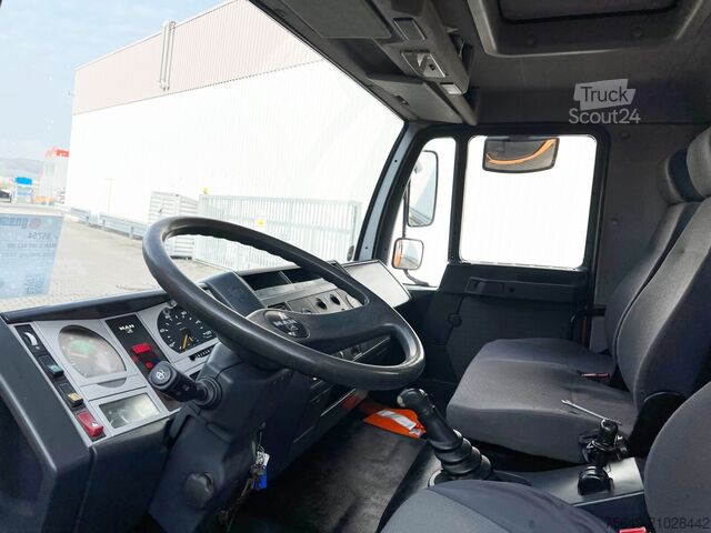 Grue à tour MAN 8.163 4x2 BB 8.163 4x2 BB mit Kran Fassi F60A.23