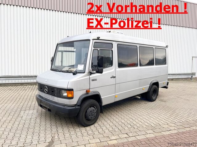 Autobus Mercedes-Benz 711 D-KA 4x2 711 D-KA 4x2, Standklima, 11-Sitze, 2 x on stock