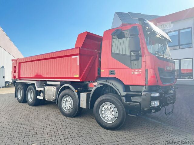 Camion à usage spécial Iveco-Magirus Trakker AD410T50 8x4 Trakker AD410T50 8x4, Stahlmulde ca. 16m³, hydr. Heckklappe