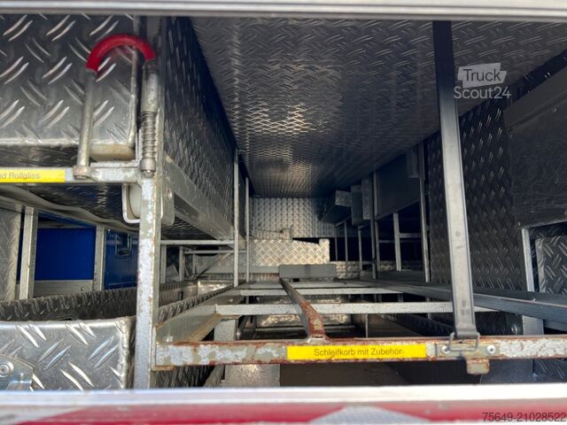 Бортовой грузовик Iveco-Magirus 120-23 AW 4x4 Doka 120-23 AW 4x4 Doka, V8-Motor, Gerätewagen, Seilwinde