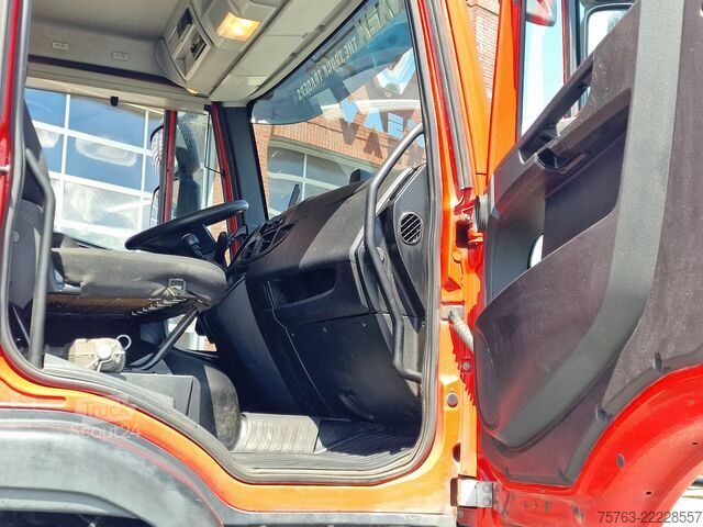 Перевезення великої рогатої худоби Iveco Eurocargo 75.190 - Finkl Livestock 1 deck - 9.0...