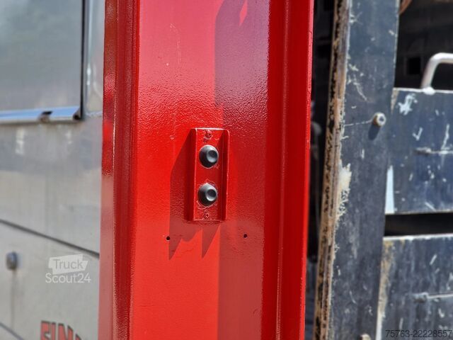 Перевезення великої рогатої худоби Iveco Eurocargo 75.190 - Finkl Livestock 1 deck - 9.0...