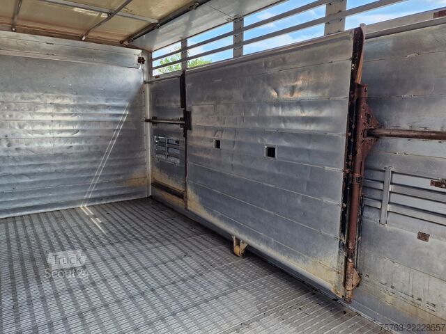 Перевезення великої рогатої худоби Iveco Eurocargo 75.190 - Finkl Livestock 1 deck - 9.0...